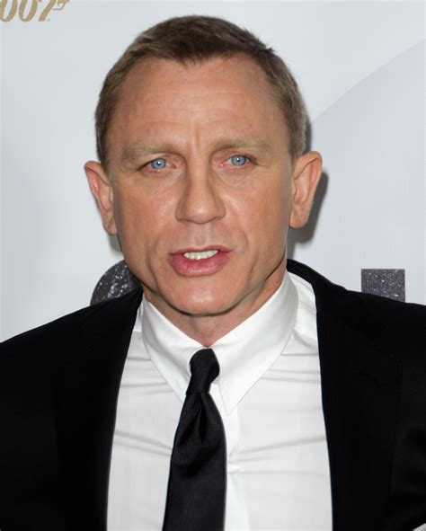 wikipedia daniel craig.